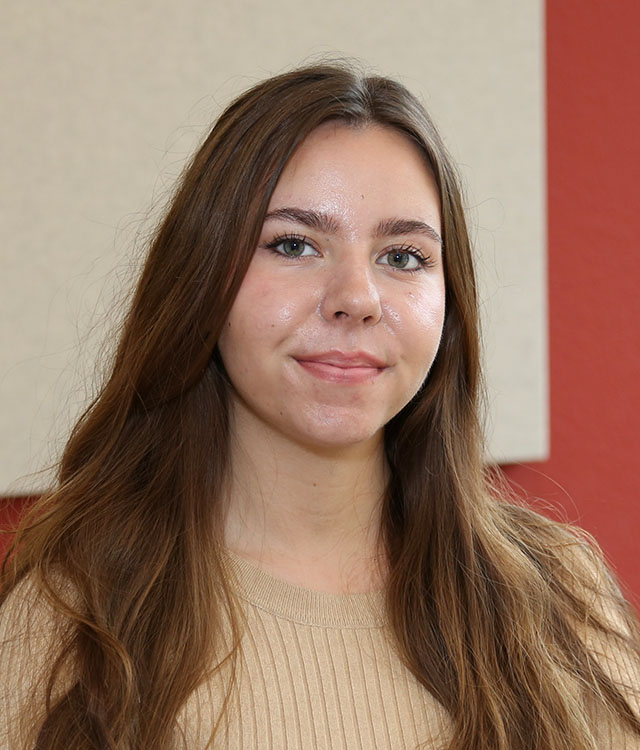 Buero-Meier_Ueber-Uns_Team_Sabrina_von_Holzen